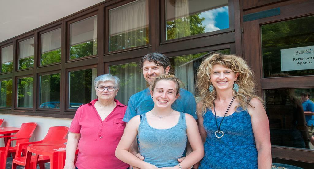 Albergo Sayonara Comano Terme Exterior photo